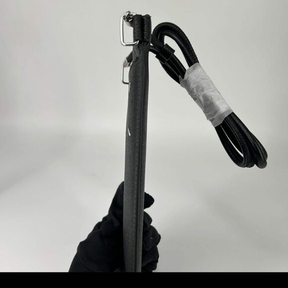 Maison Margiela Four Stitches Phone Holder - Picture 5 of 7